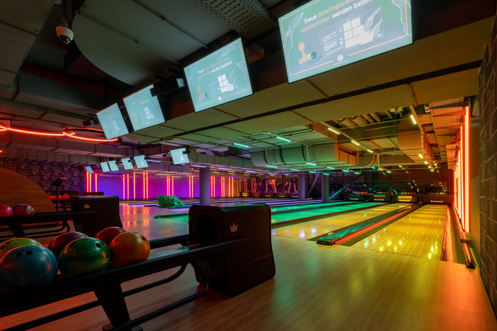 Bowl & Co